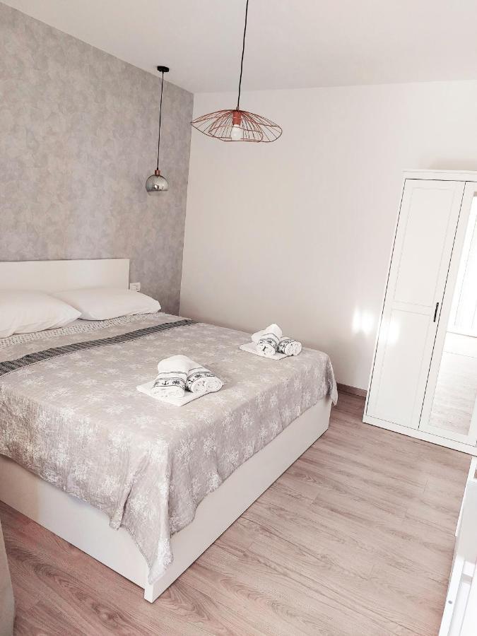 Luxury Sea View Apartment Jesenice  Buitenkant foto