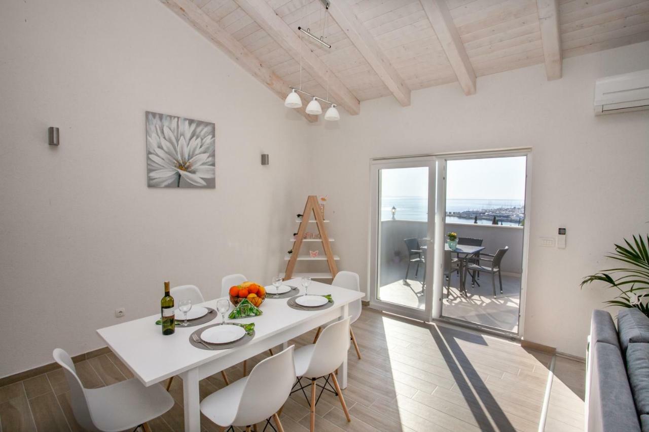 Luxury Sea View Apartment Jesenice  Buitenkant foto